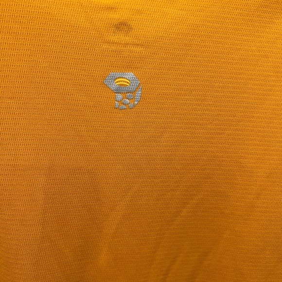 Women’s Golden Orange Mountain HardWear T-Shirt Size Medium - Picture 4 of 9